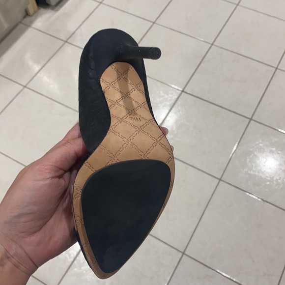 L.A.M.B 3 inch heels - Picture 4 of 4